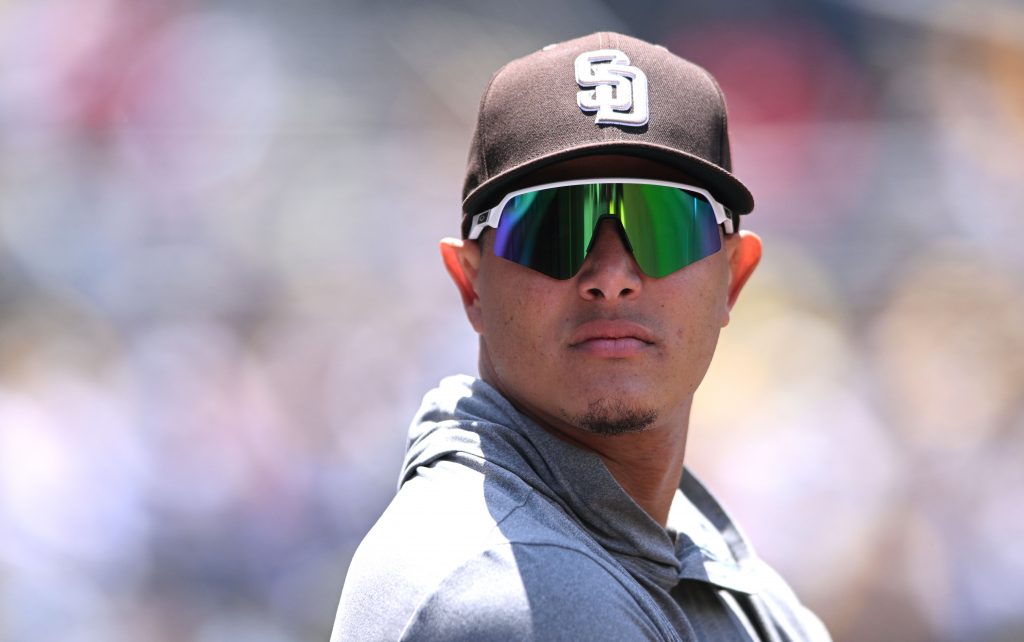 Mo on X: Manny Machado has signed an 11 year extension with the San Diego  Padres ! To honor this momentous day, I will be giving away a Manny Machado  Dominican Republic