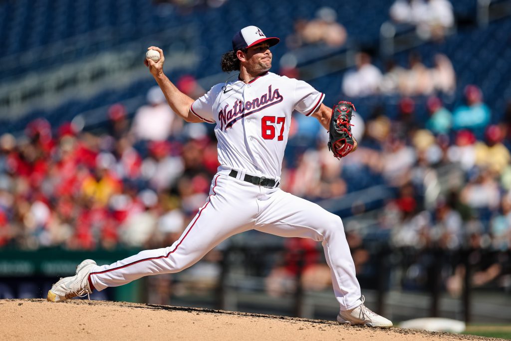 Washington Nationals agree to terms with Ehire Adrianza and Steve Cishek, by Nationals Communications