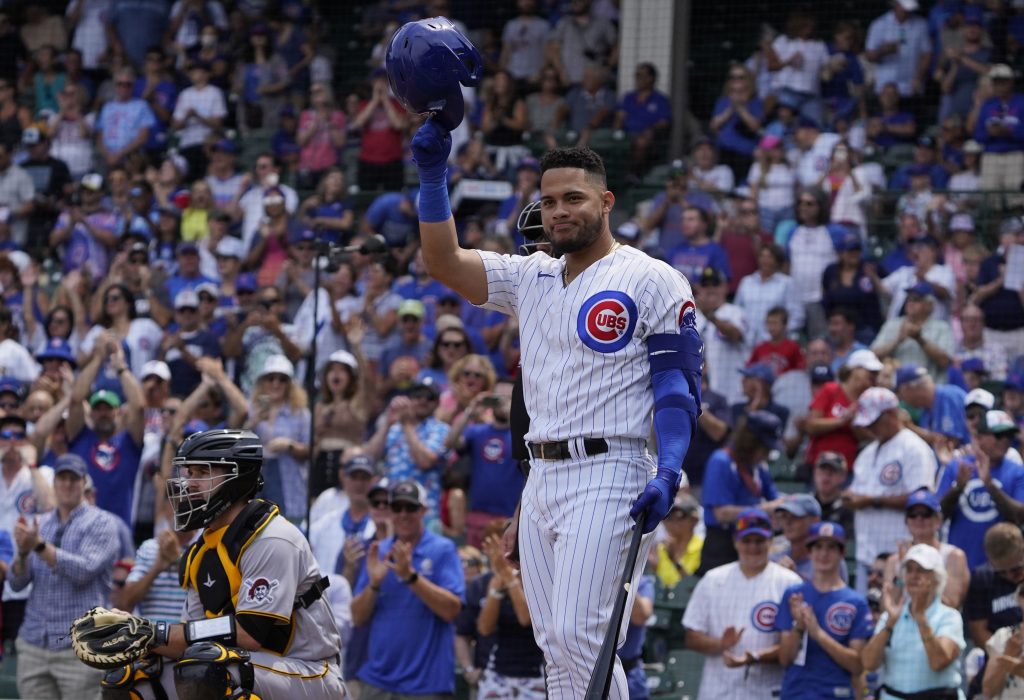 Cubs stick with Willson Contreras and Ian Happ