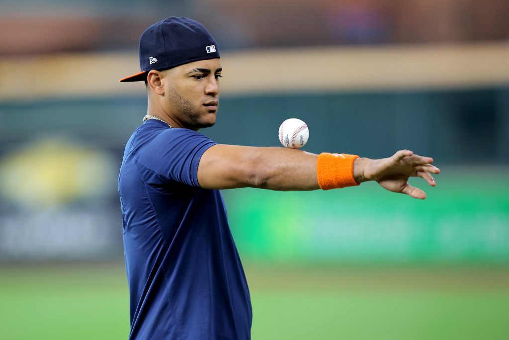 Jose Siri forces the action with his speed in Astros' Game 2 win