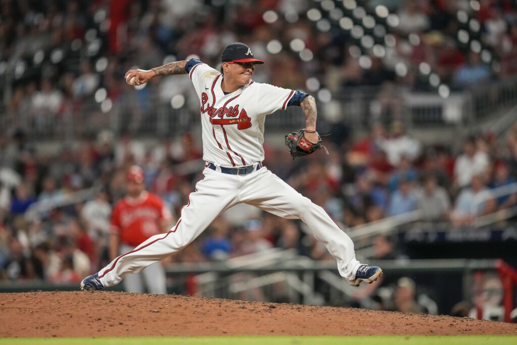 Gradick Sports - #Braves have signed reliever Jesse Chavez