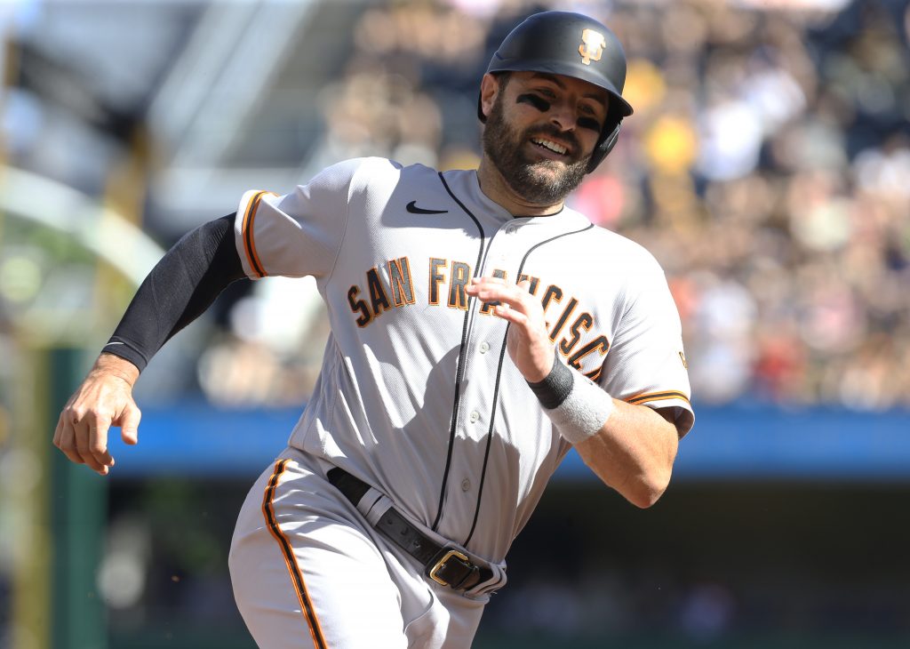 Casali hits 2 HRs, Yaz adds go-ahead HR, Giants beat Rox 7-6