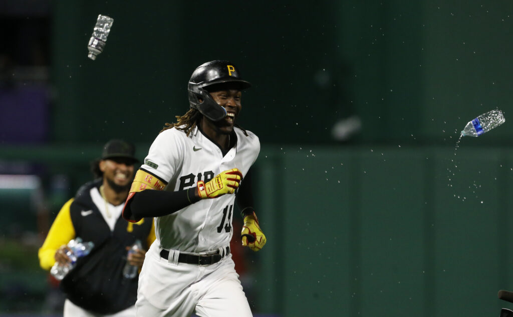 LIVE] MLB 9 Innings 23 - THE PITTSBURGH PIRATES TEAM BIGINS NOW!!! 