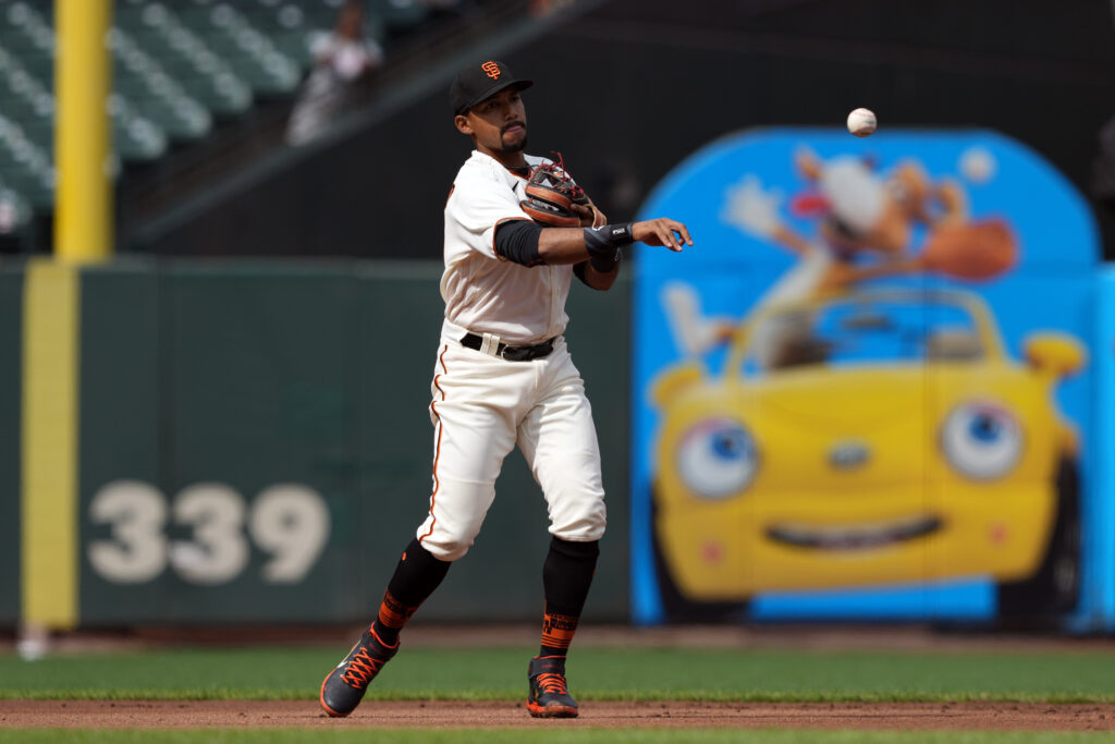 Giants trade for shortstop help, Dixon Machado in lineup against