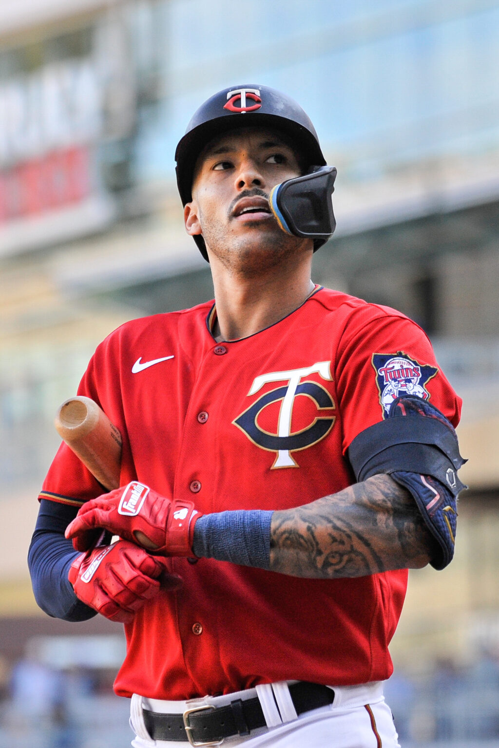 Twins and Carlos Correa make a new deal