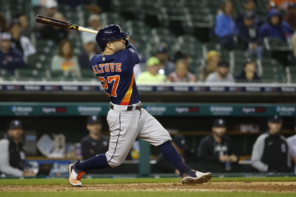 Houston Astros: Jose Altuve injury update after hit by pitch