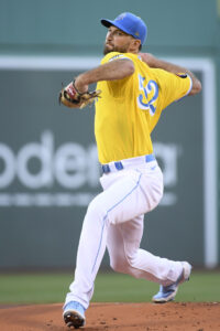 Nick Martinez, Padres finalize $26 million, 3-year contract