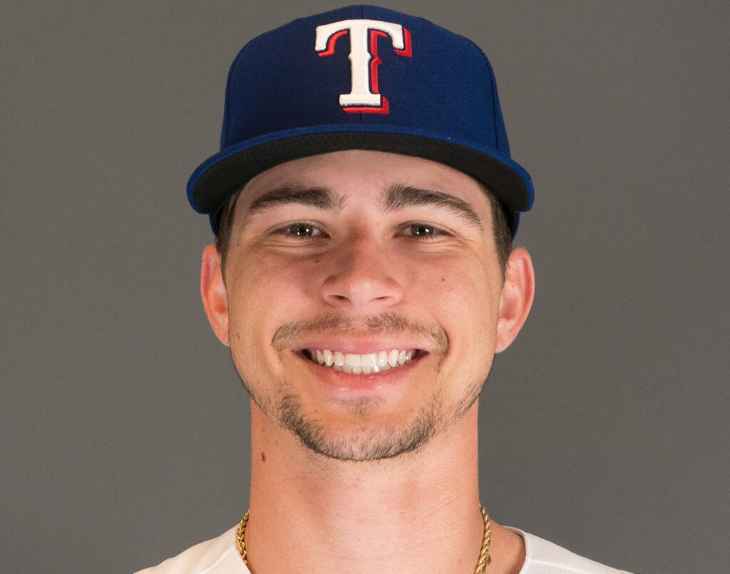 Rangers' Ricky Vanasco Undergoes Knee Surgery - MLB Trade Rumors