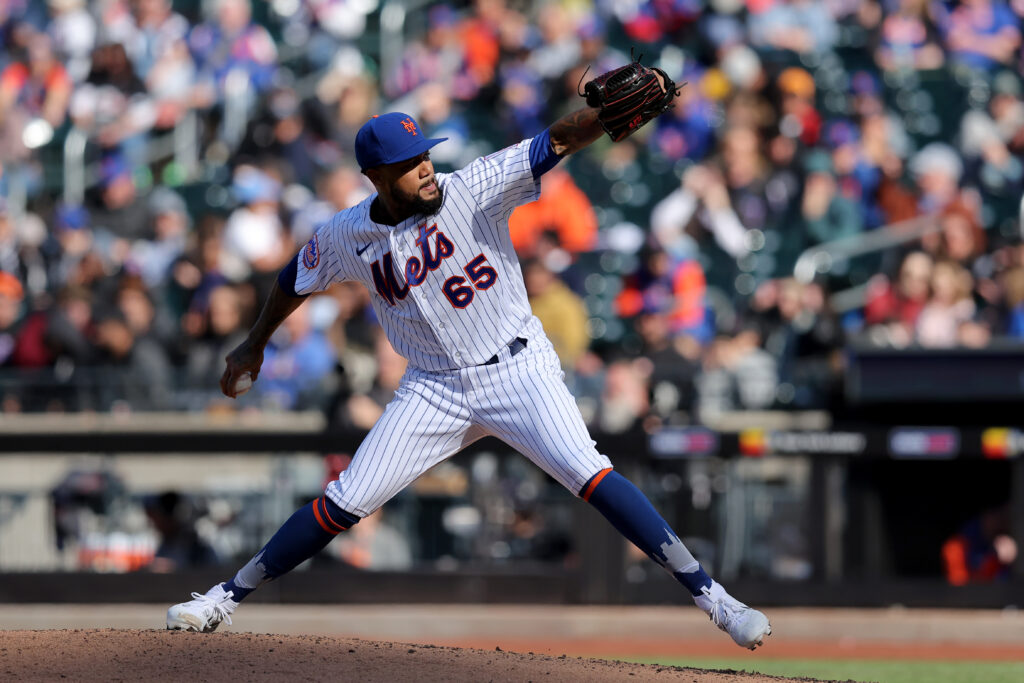 Mets move Megill to 60-day IL, claim Robertson from Braves