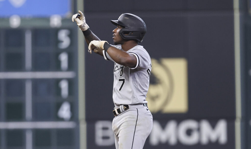 Anderson returns for White Sox, Moncada sidelined by injury