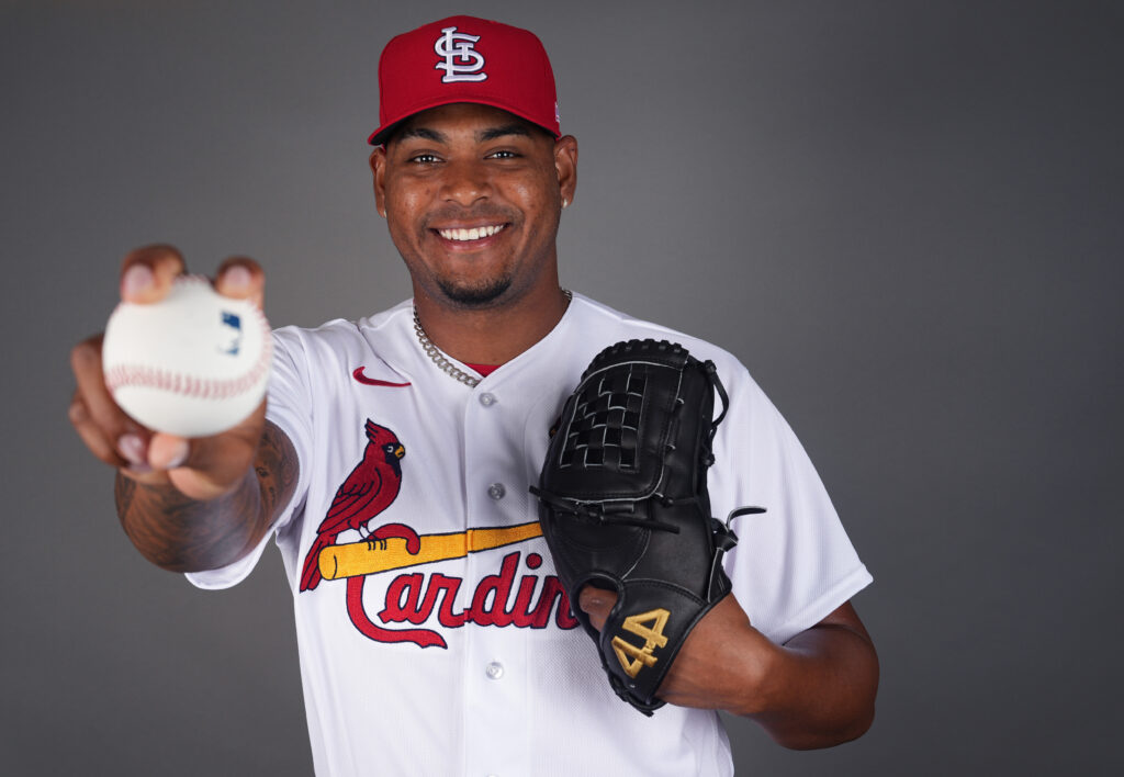 MLB: Yadi rejoining Cardinals would be writing on the wall for Marmol