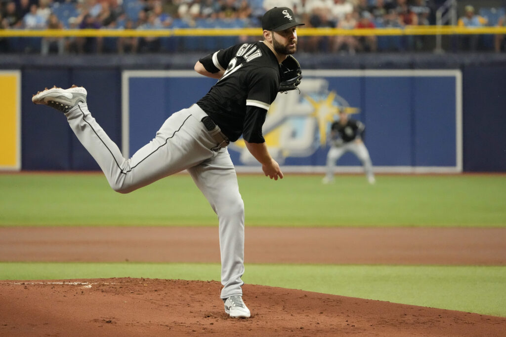 White Sox's Lance Lynn stuns MLB with astonishing performance vs. Mariners  that's not seen in 100 years