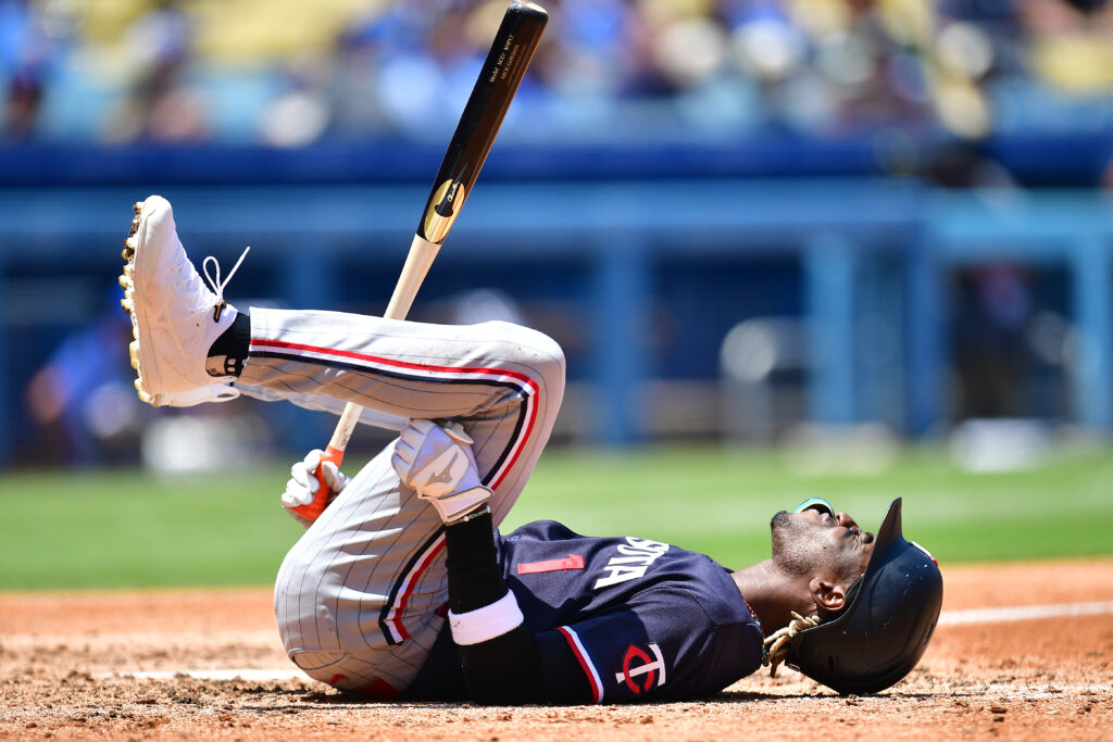 Twins' Joey Gallo exits game vs. Dodgers after foul ball off his leg