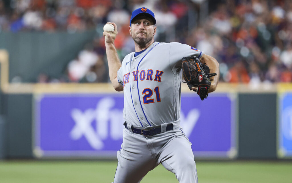 Ex-Yankees and Mets star, no longer playing, will make $20M this season 