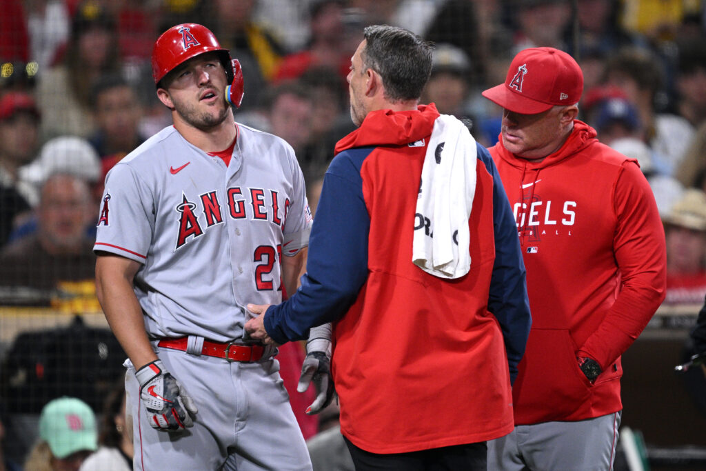 Angels outfielder Taylor Ward placed on IL with facial fractures