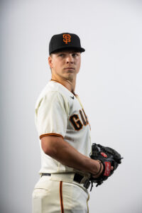 SF Giants call up top pitching prospect Sean Hjelle