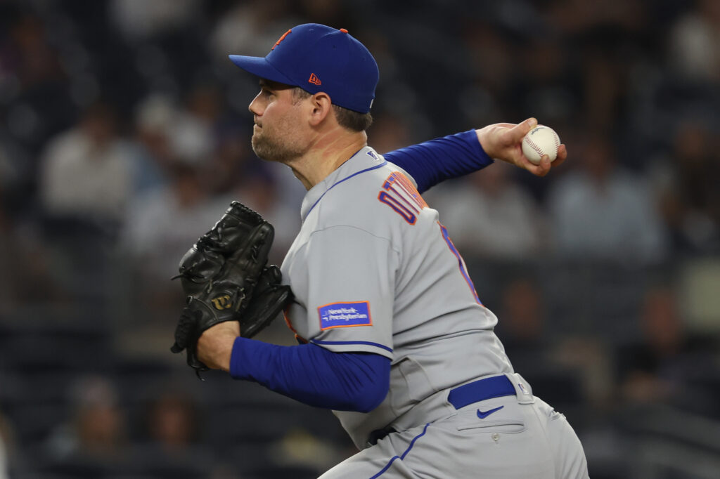 Adam Ottavino to exercise player option and return to the New York Mets for  2024 season - BVM Sports