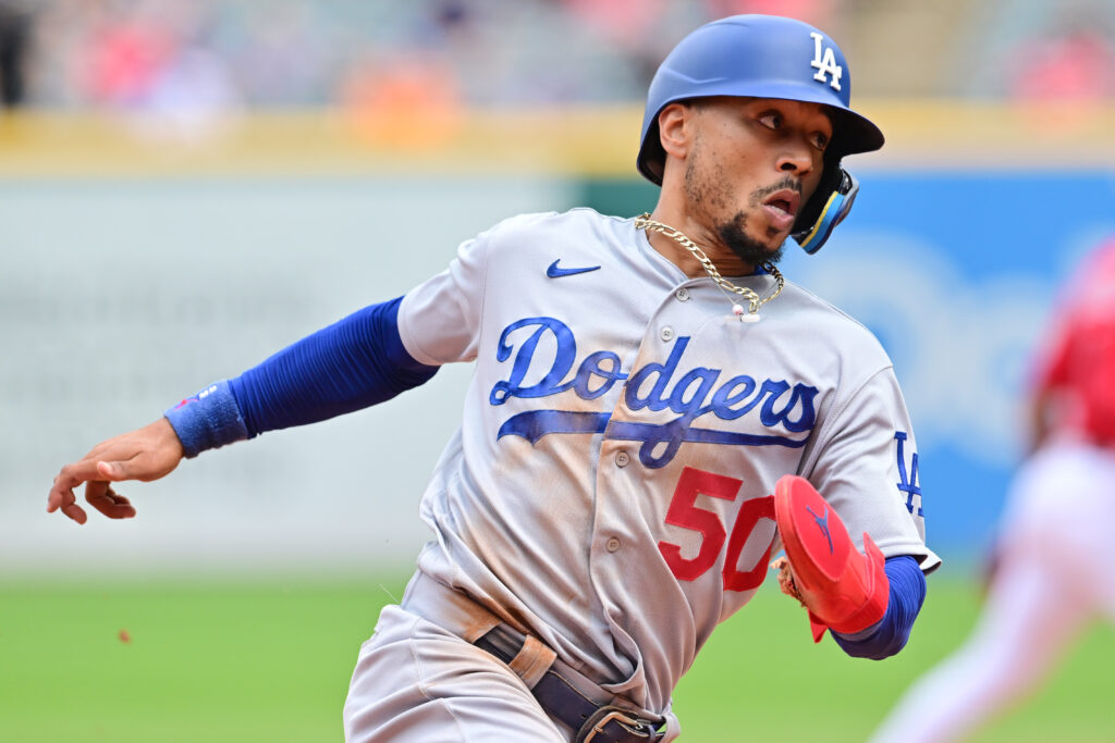 Dodgers Extend Mookie Betts - MLB Trade Rumors