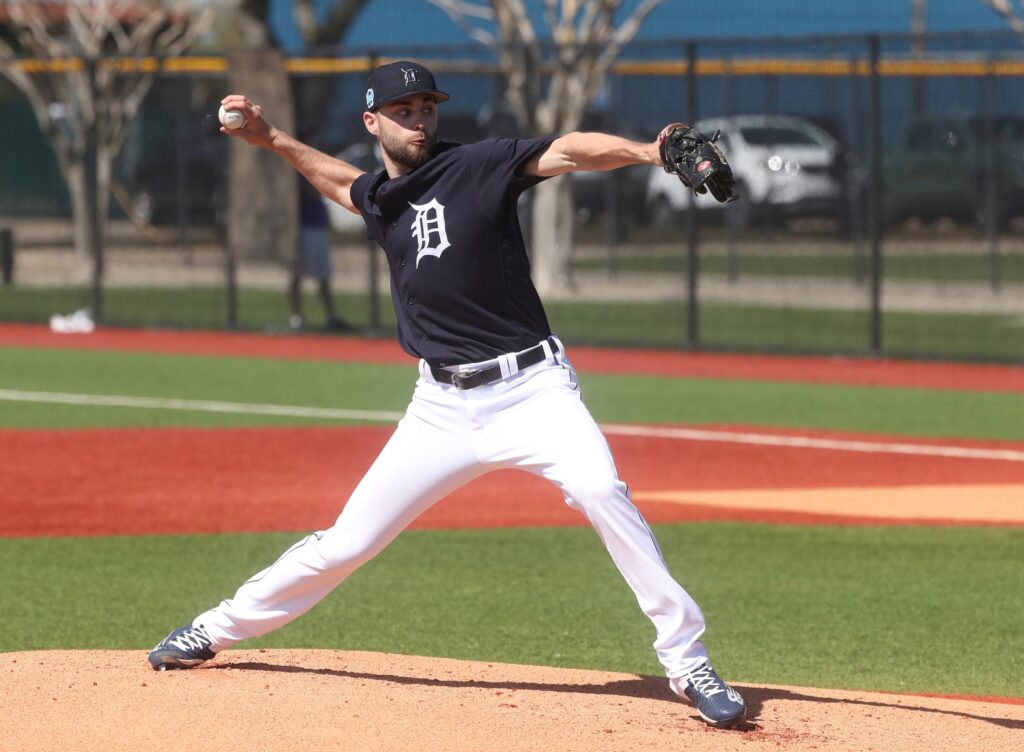 Tigers option rookie reliever to create spot for Brenan Hanifee 