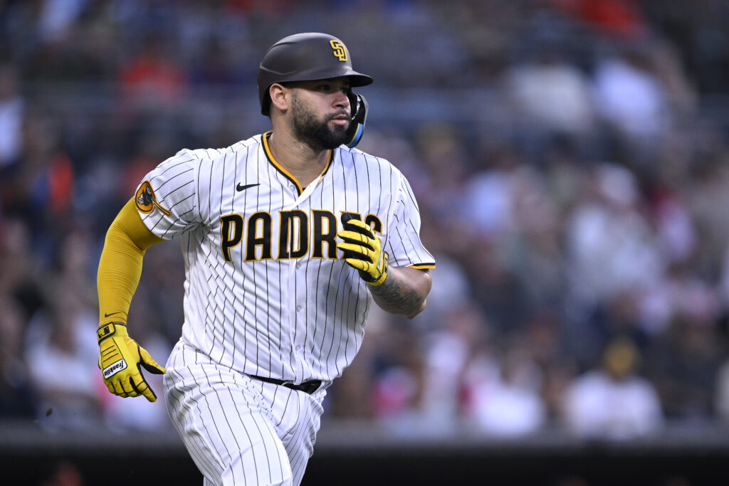 Gary Sanchez claimed off waivers by San Diego Padres