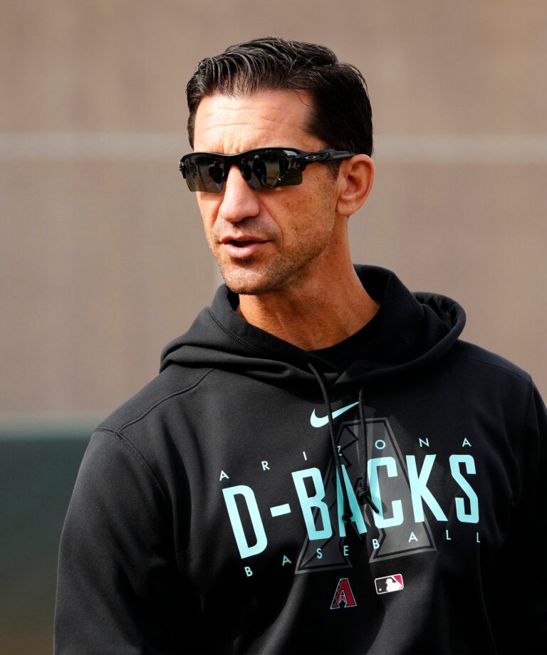 Diamondbacks Extend GM Mike Hazen MLB Trade Rumors
