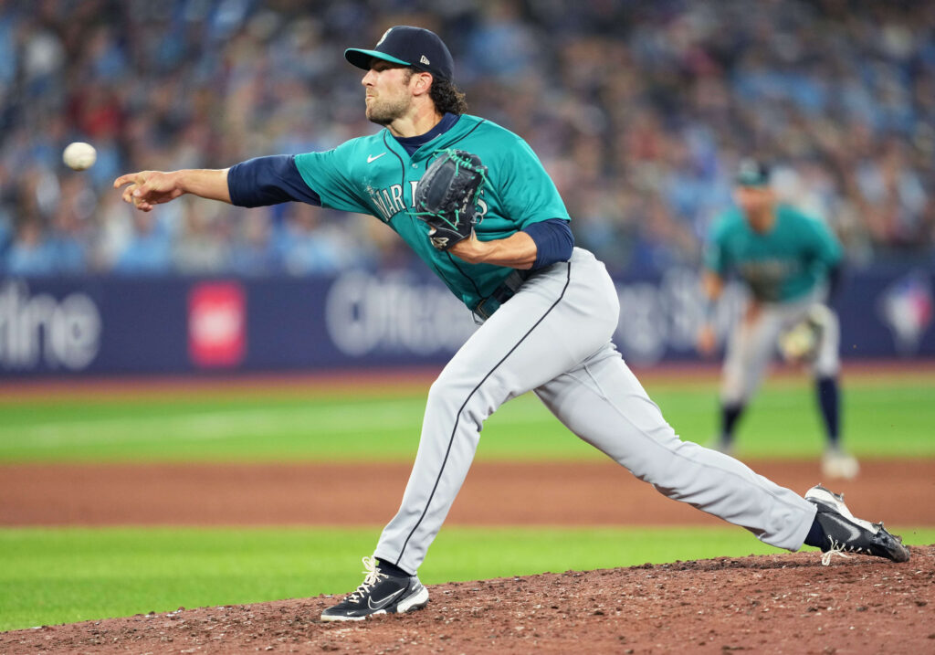 Mets Claim Penn Murfee From Mariners