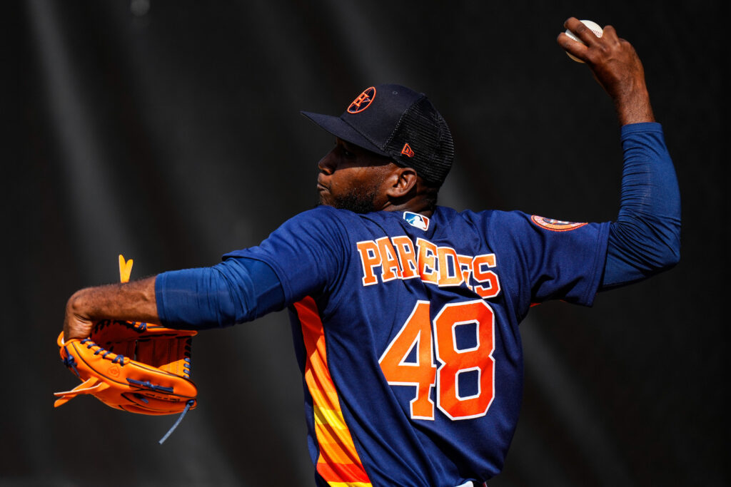 Brewers Sign Enoli Paredes, Jared Koenig To Minor League Deals
