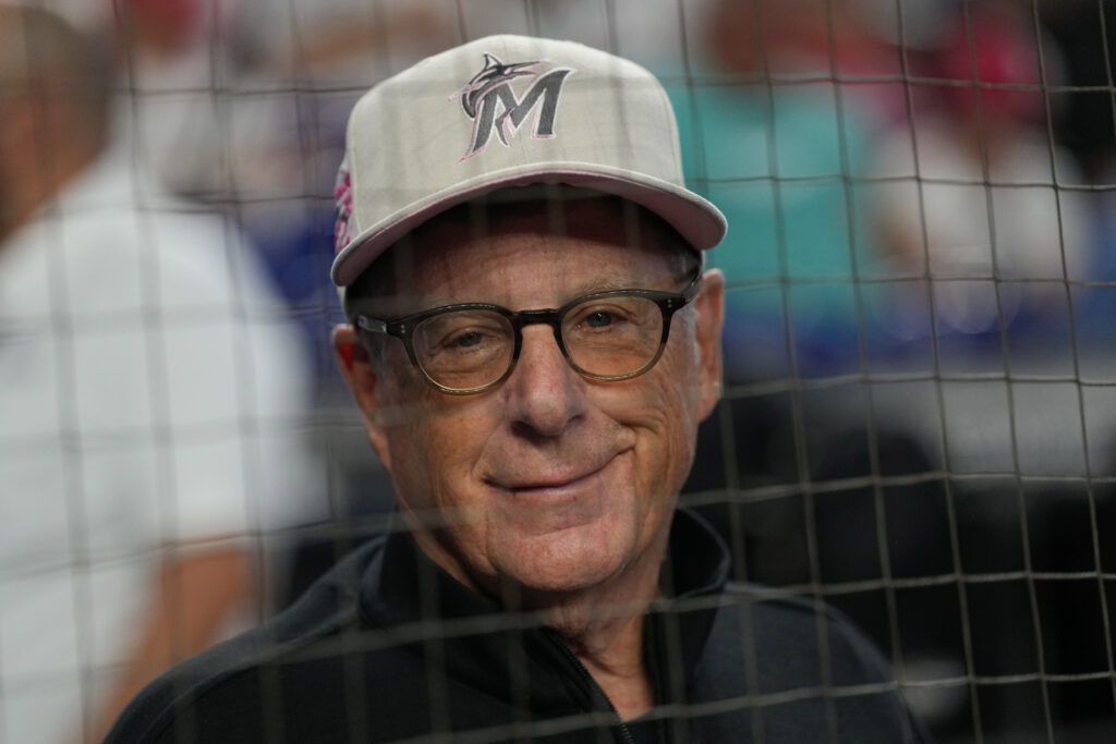 Marlins Exploring Free Agent Infield Market