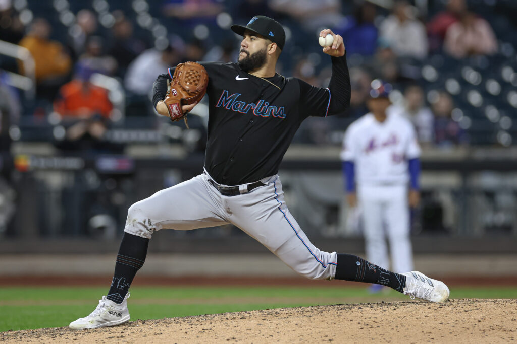 Enmanuel De Jesus Signs With KBO’s KT Wiz