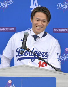 Dodgers Sign Yoshinobu Yamamoto To 12-Year Deal - MLB Trade Rumors