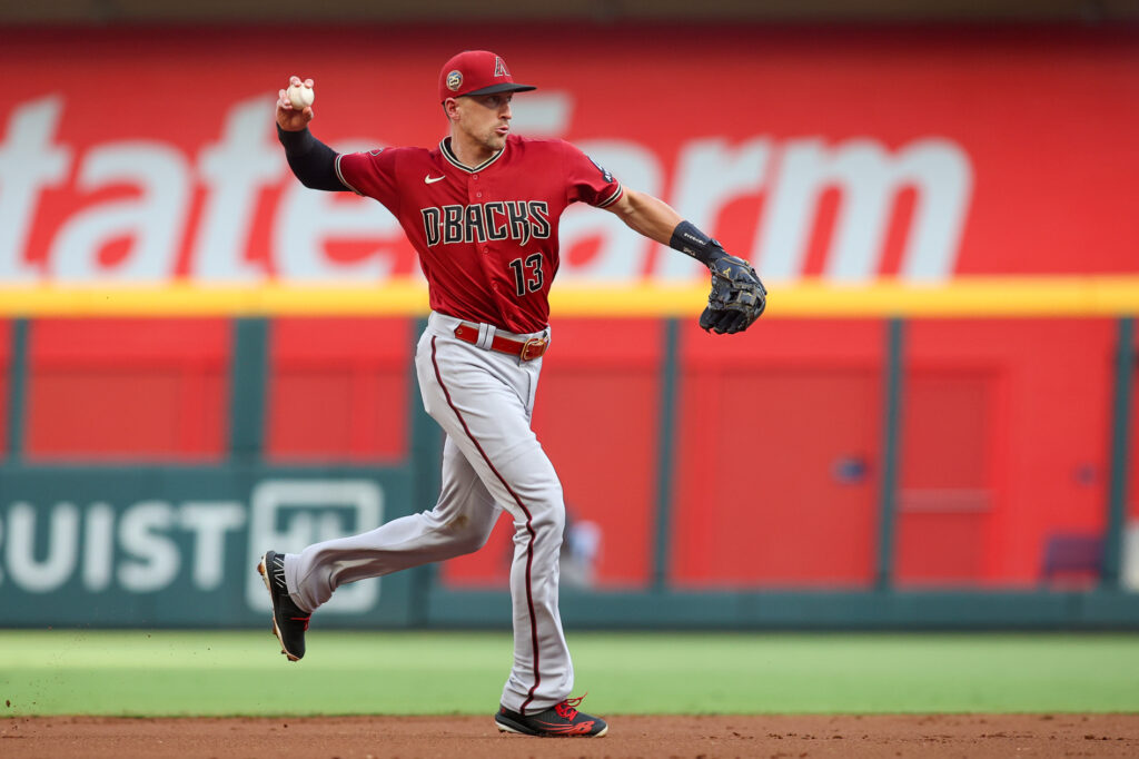 Giants Sign Nick Ahmed To Minor League Deal