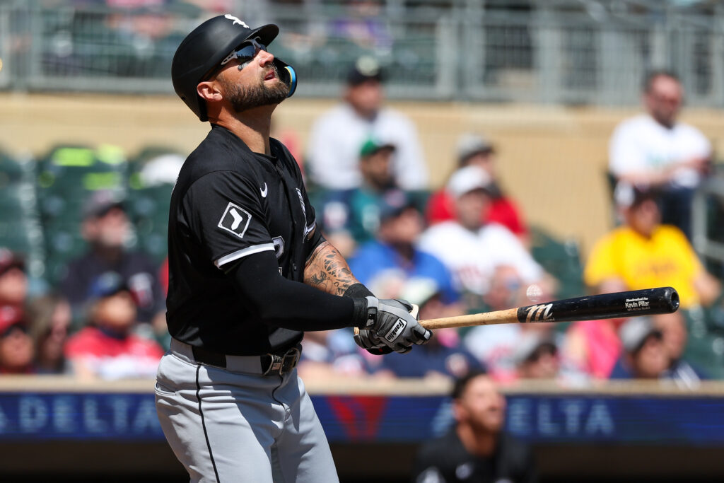 Angels Sign Kevin Pillar