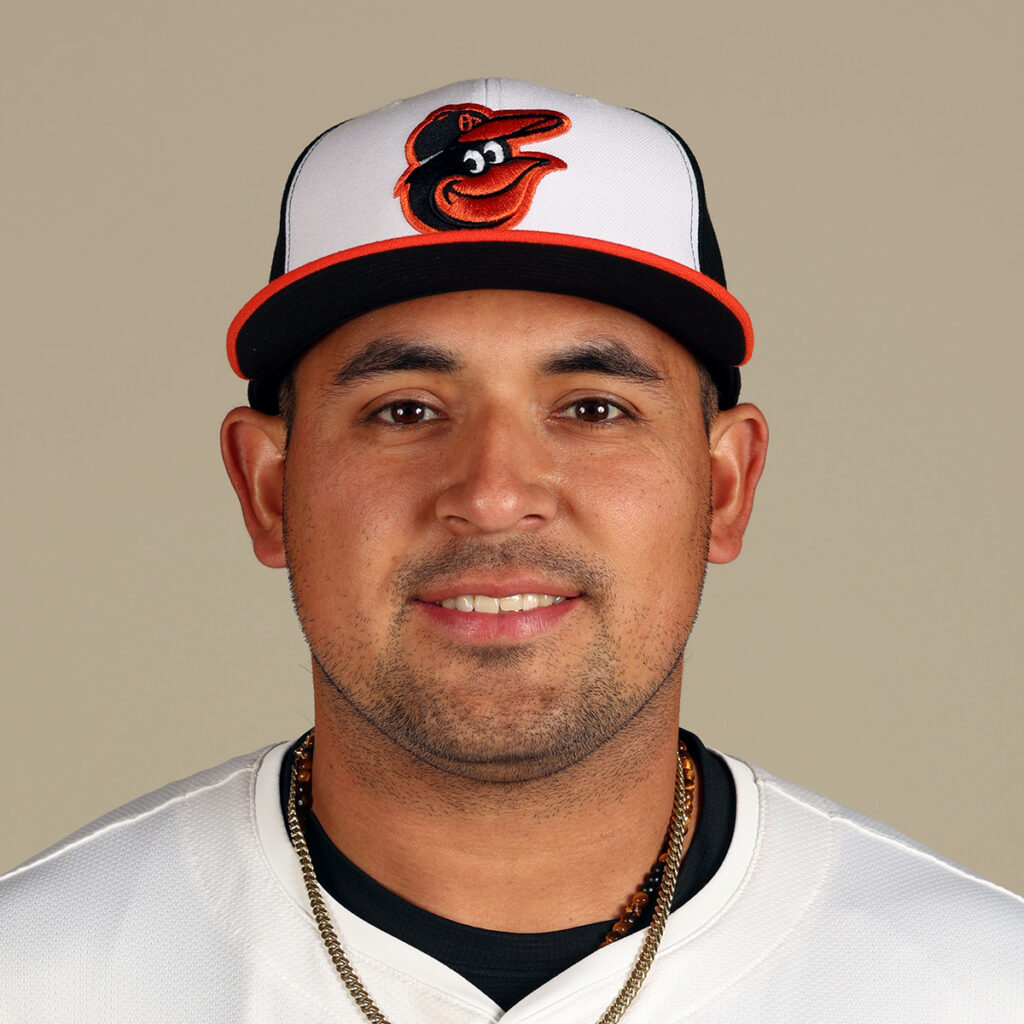 Orioles Swap David Bañuelos for Albert Suarez in Roster Move - BVM Sports