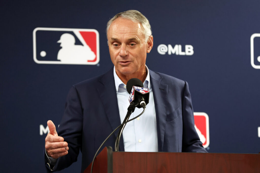 MLB Considering Rules To Keep Starting Pitchers In Games Longer - MLB ...