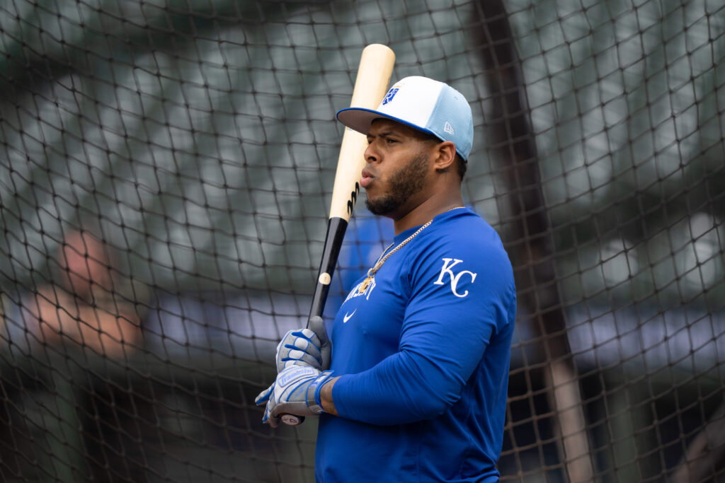 Royals Release Nelson Velazquez