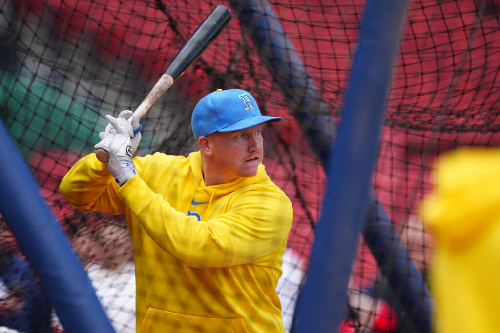 Yankees Interested In Garrett Cooper