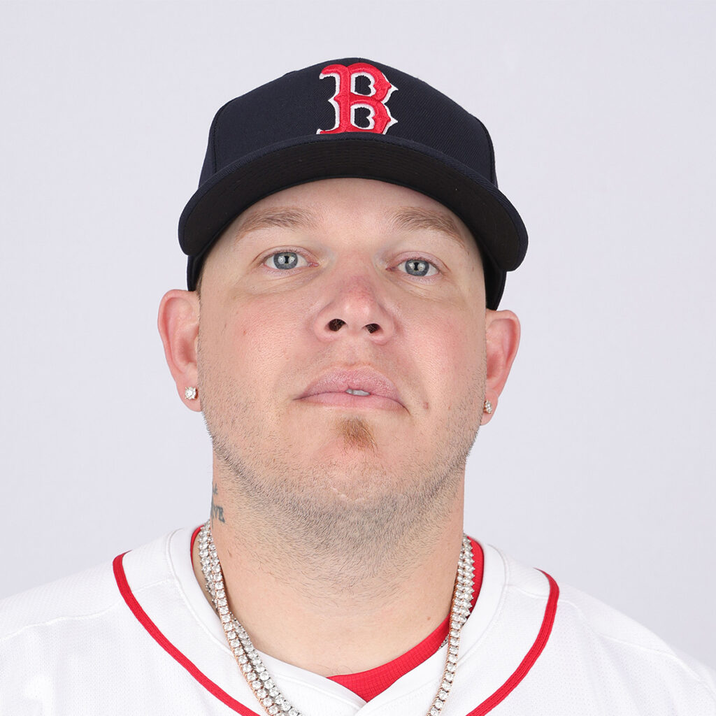 Red Sox Release Roberto Perez From Minors Deal