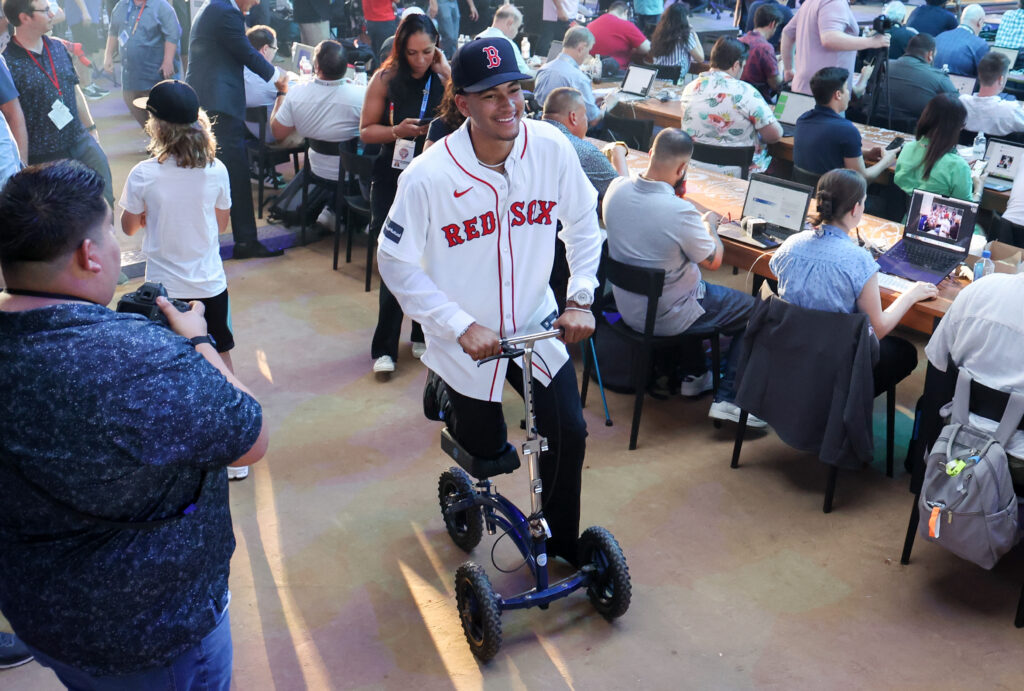 Red Sox Agree To Terms With First-Round Pick Braden Montgomery