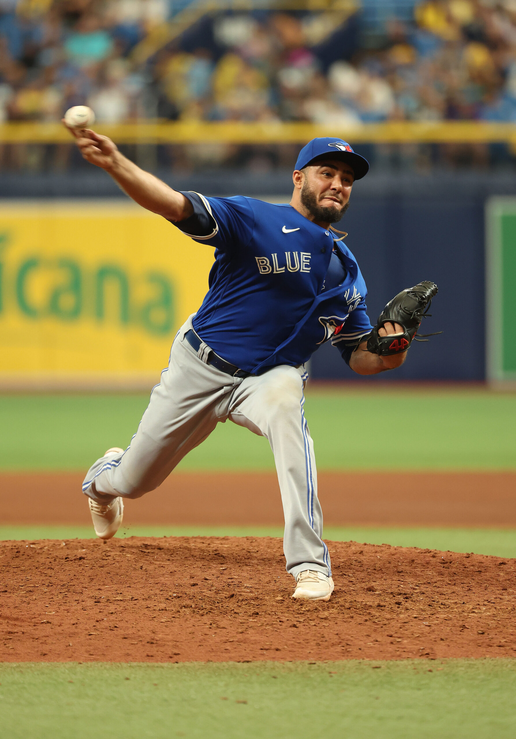 Mariners Acquire Yimi Garcia - MLB Trade Rumors