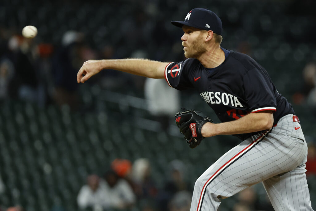 Michael Tonkin's Injury Hits Twins Starting Season Hard