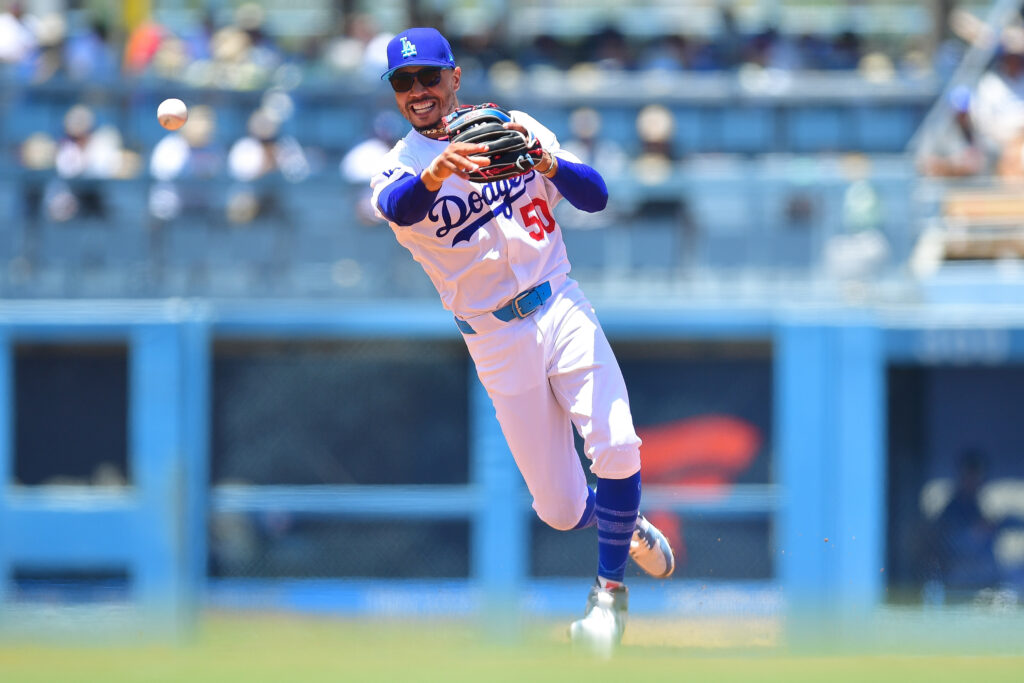 Mookie Betts returns to right field after being removed from the injured list