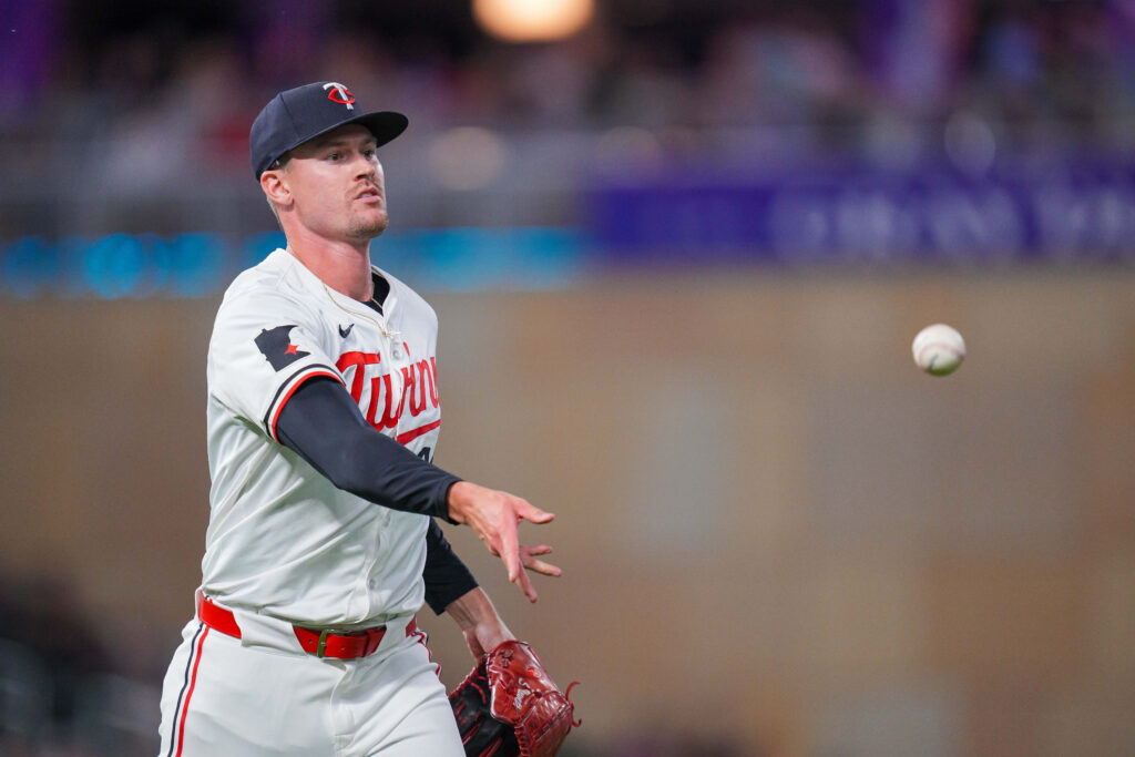 https://cdn.mlbtraderumors.com/files/2024/08/Scott_Blewett_Twins-1024x683.jpg