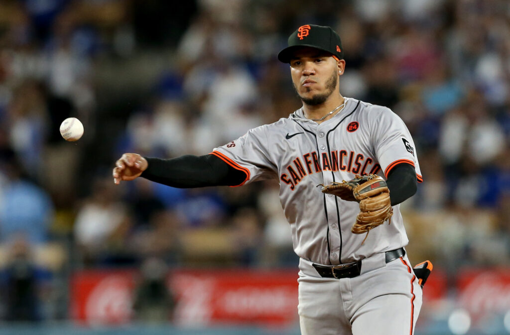 Giants place Thairo Estrada and Taylor Rogers on waivers