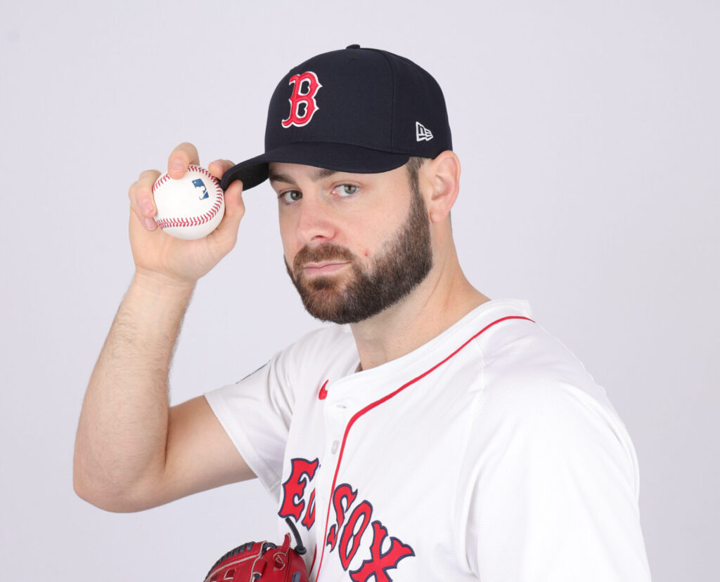 Lucas Giolito Exercises Player Option For 2025