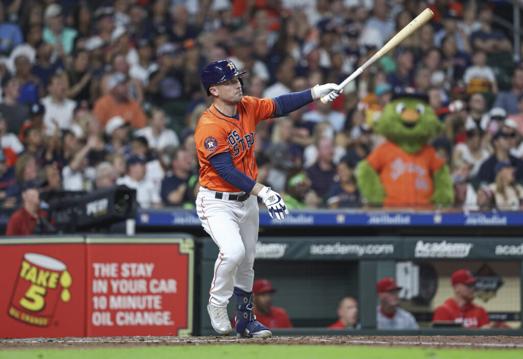 Astros are expected to extend an offer to Alex Bregman soon