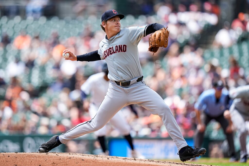 Rakuten Eagles Sign Spencer Howard, Miguel Yajure