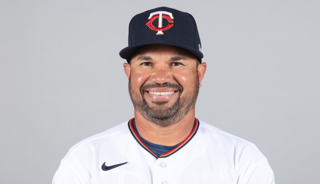 Twins Finalize Coaching Staff