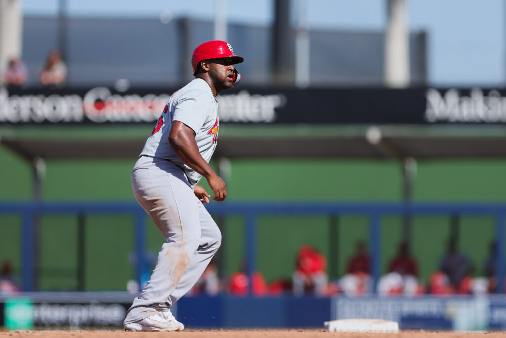 Padres, Moises Gomez Agree To Minor League Deal