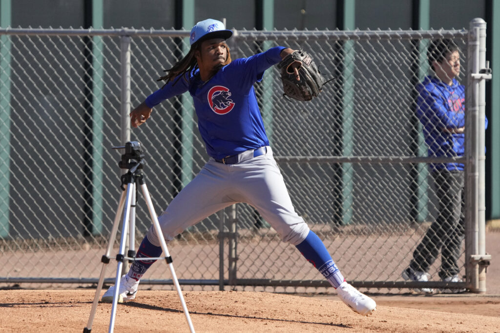 Cubs Designate Michael Arias For Assignment
