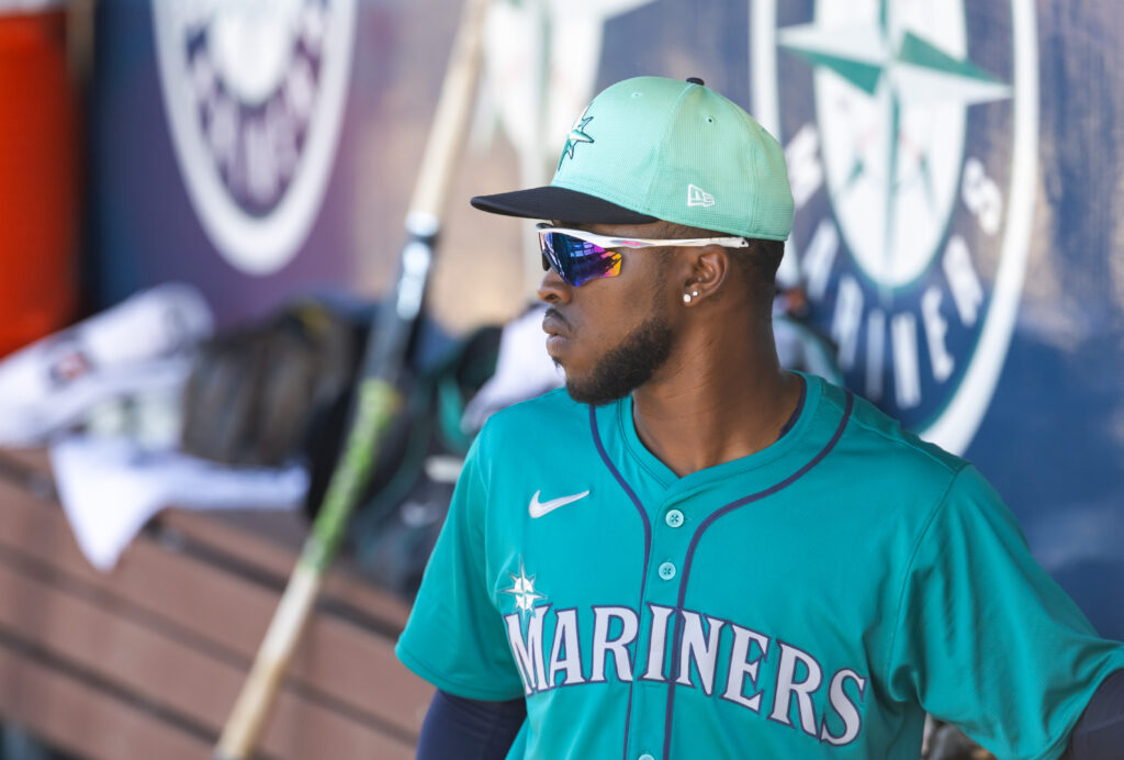 Mariners Outright Samad Taylor